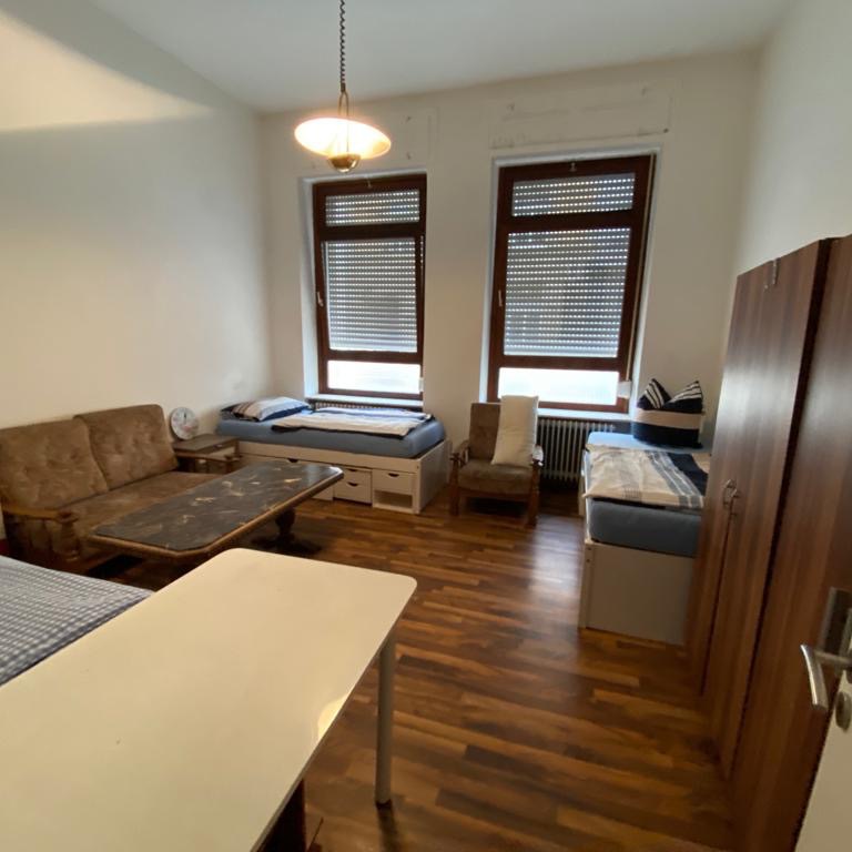 Monteurzimmer in Gaggenau und Karlsruhe - Wohnung 1